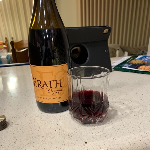 Meet your Posher, Kira - Picture 1 of 1